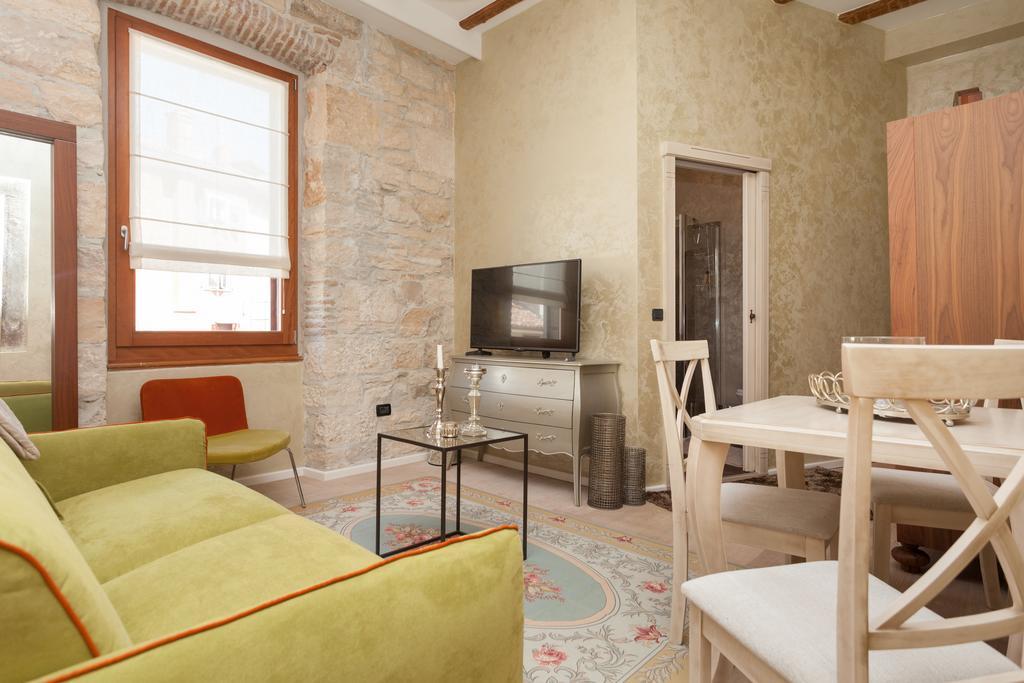 Apartment Lux Rovinj Exteriör bild